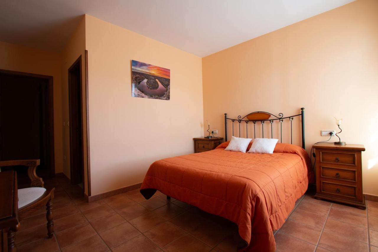 Tirontillana Hotel