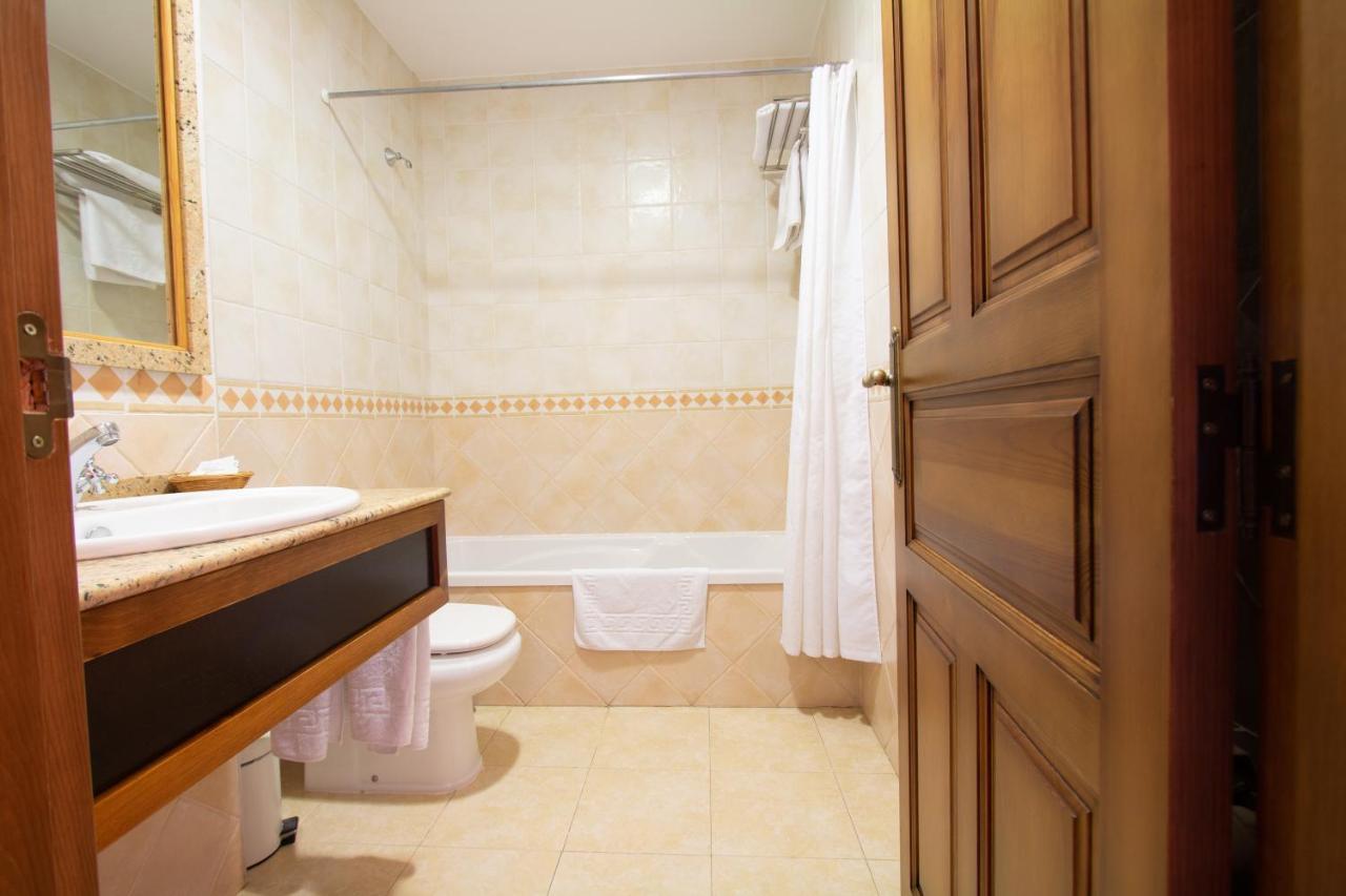 Hotel Tirontillana 3*