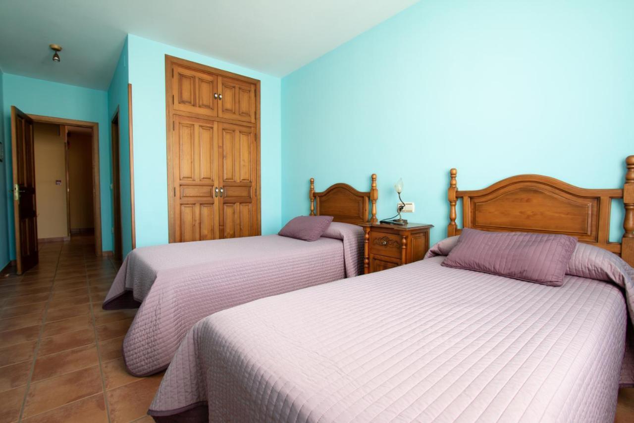Hotel Tirontillana