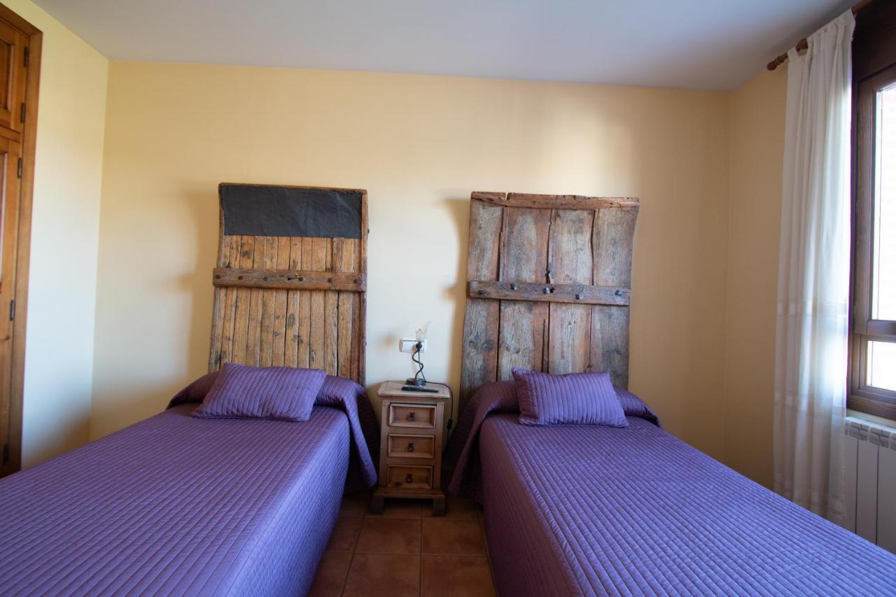 Hotel Tirontillana